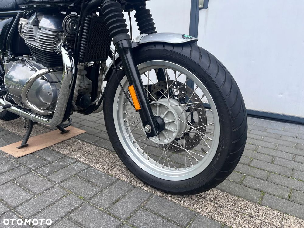 Royal Enfield Interceptor - 22