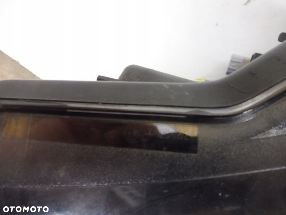 TOYOTA YARIS 3 LAMPA PRAWA LIFT NM LED DRL HYBRID - 5
