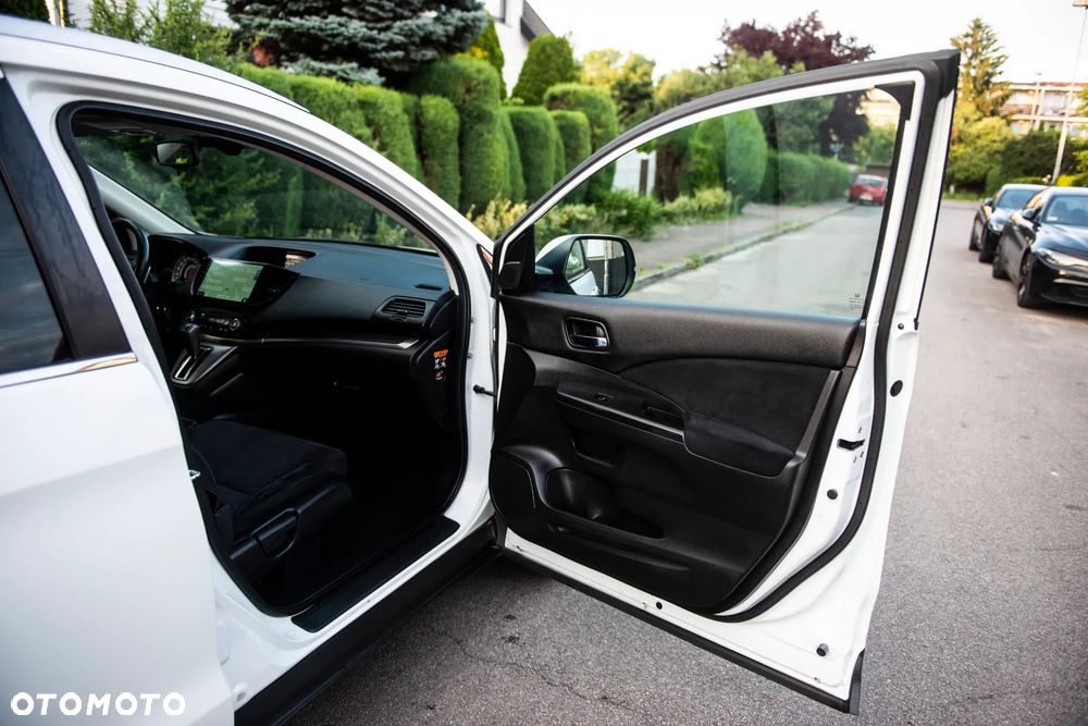 Honda CR-V 2.0i-VTEC 4WD Automatik Executive - 37