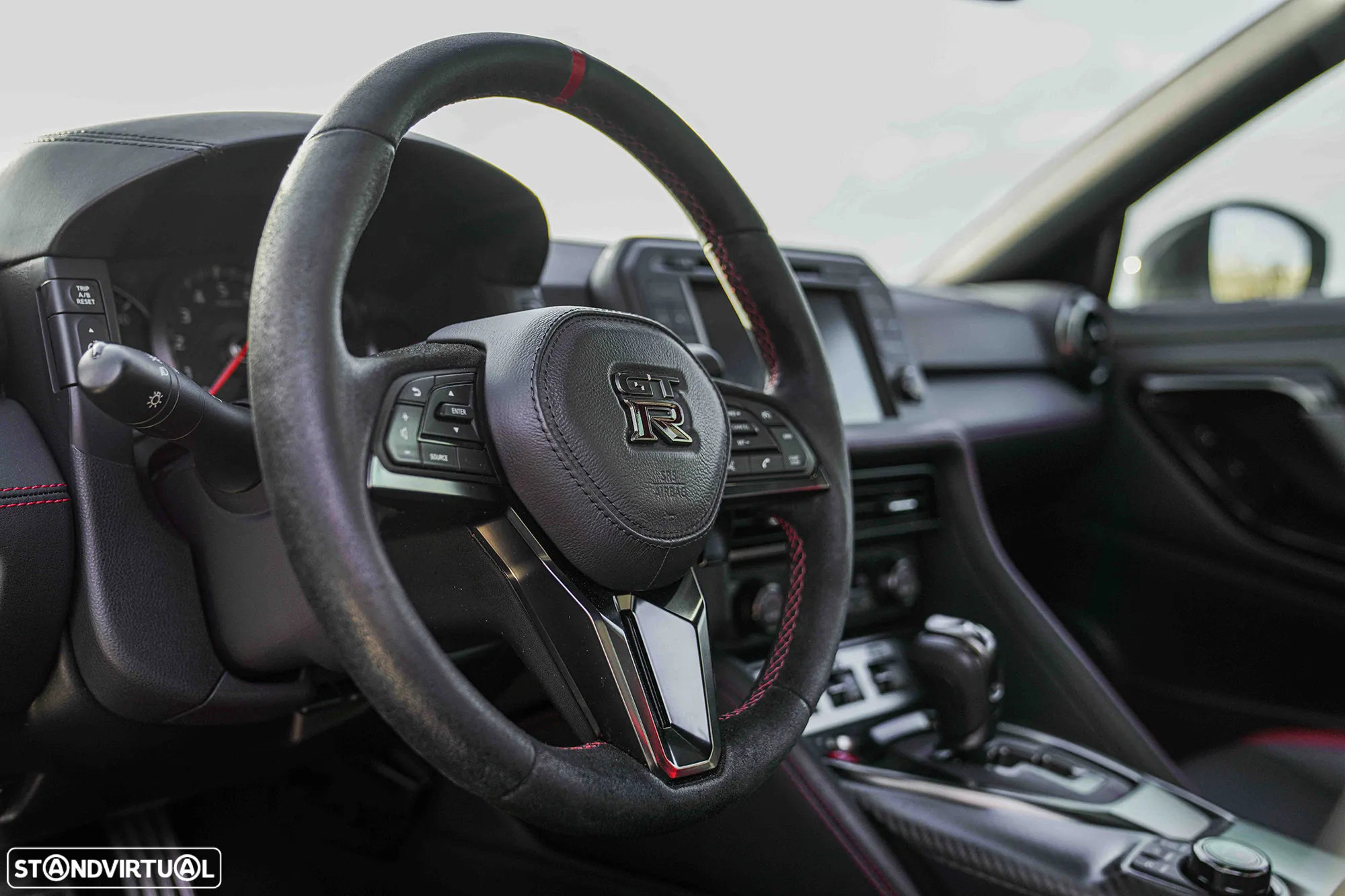 Nissan GT-R Black Edition - 15