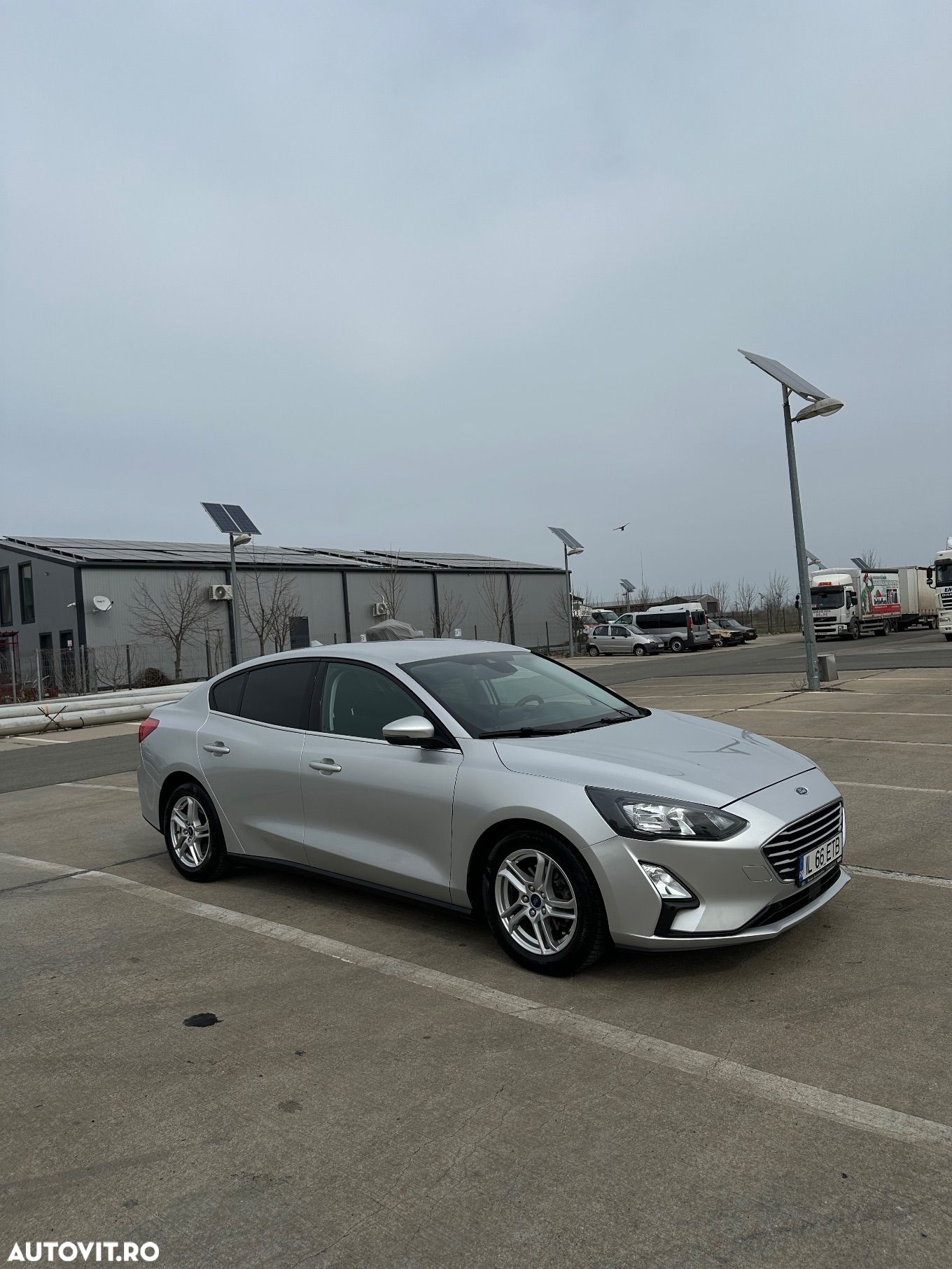Ford Focus - 1