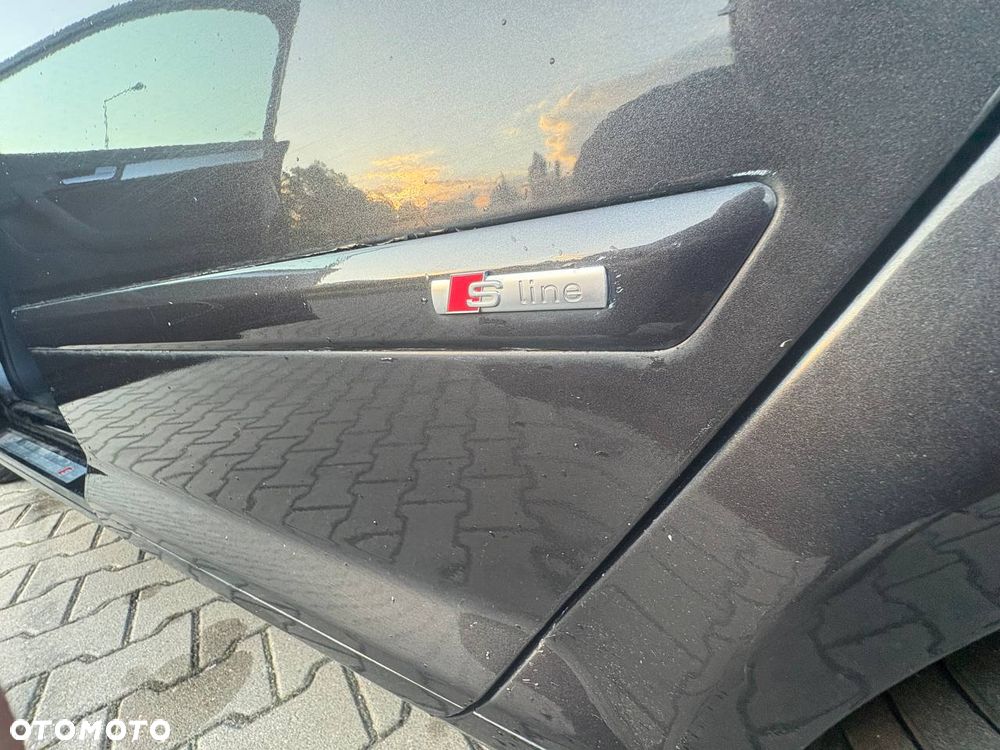 Audi A3 Sportback 2.0 TDI DPF Quattro Attraction - 18