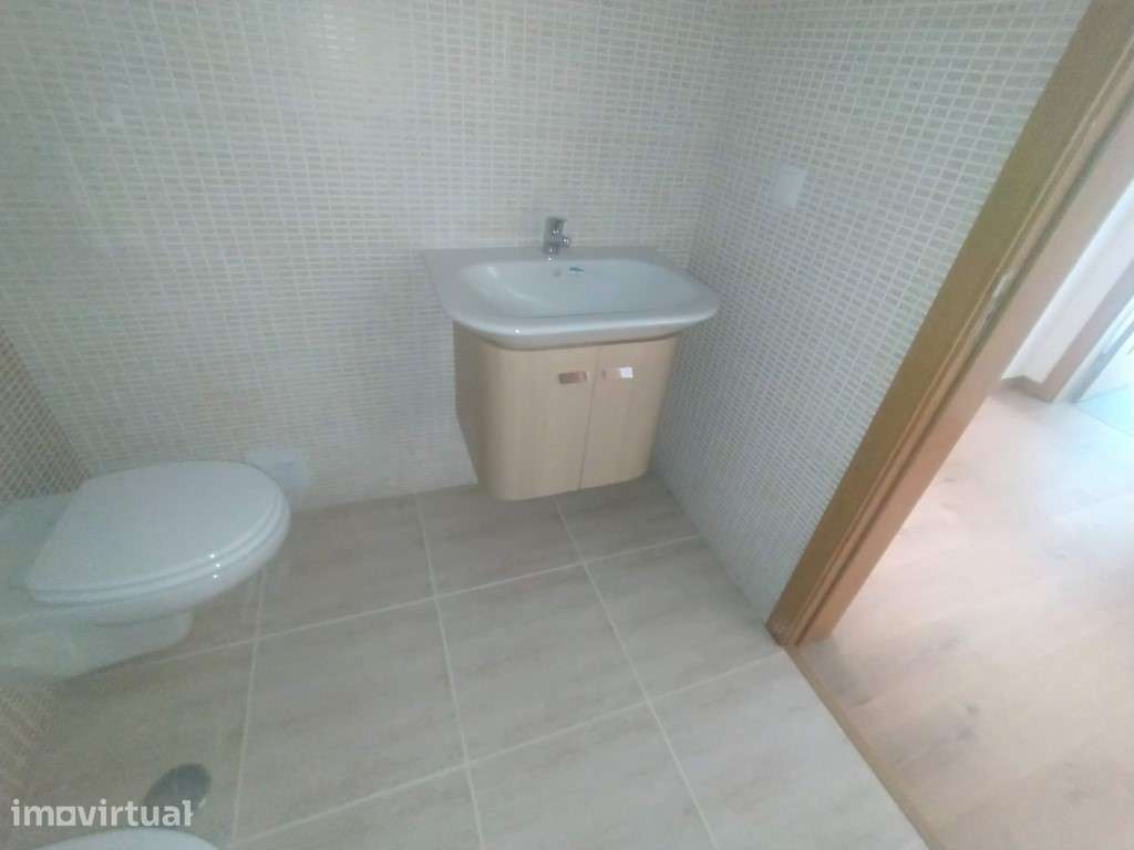 Apartamento T2 em Mem Martins - Grande imagem: 5/17