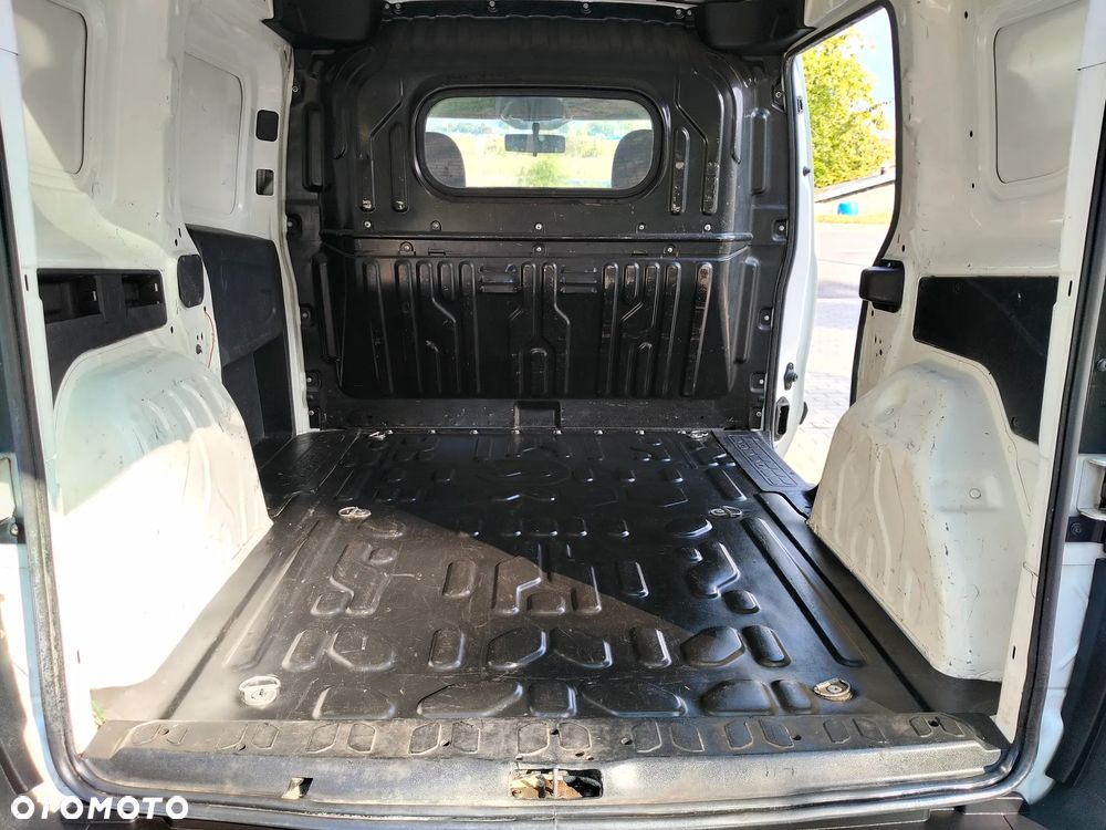 Fiat Doblo - 12