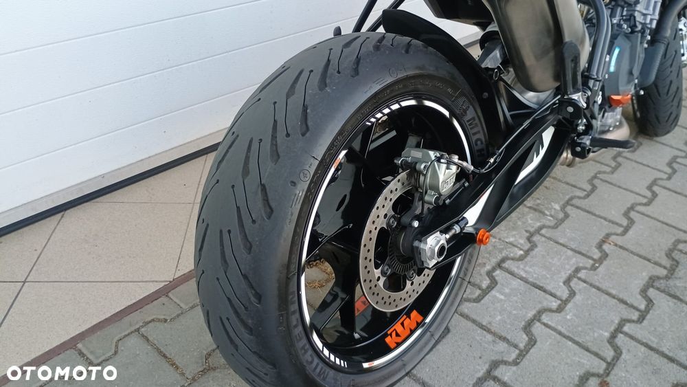 KTM Duke - 28