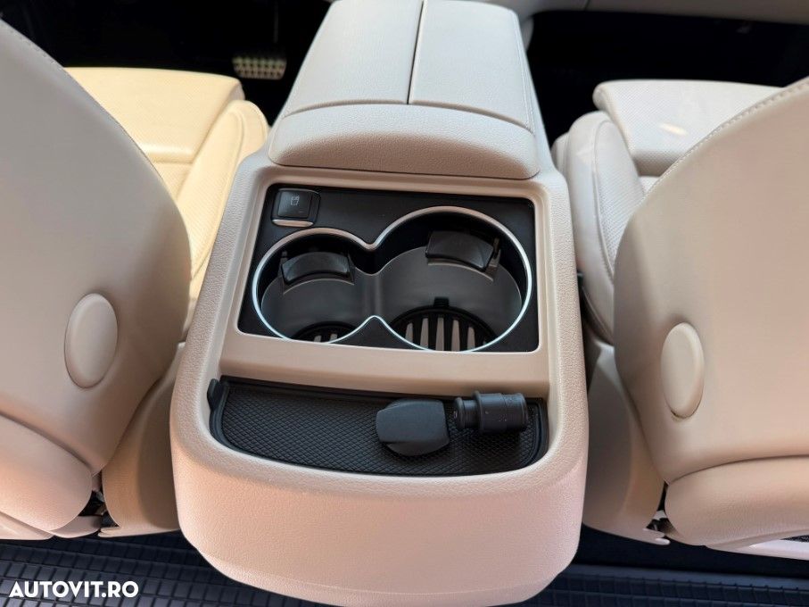 Mercedes-Benz V 300 d Extralang 9G-TRONIC Exclusive - 16