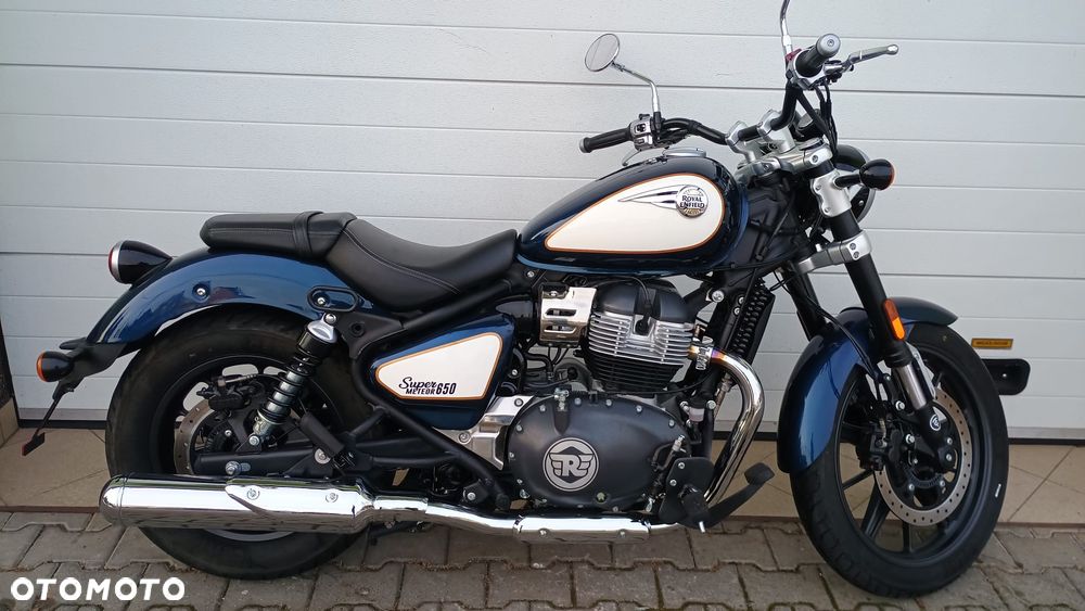 Royal Enfield Super Meteor - 3