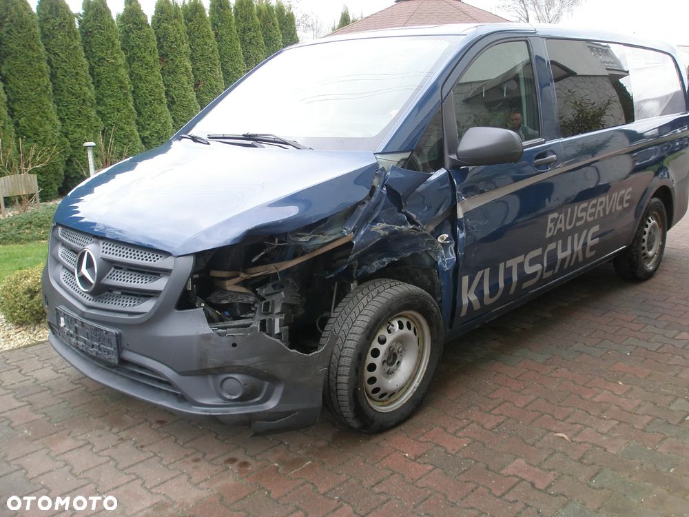 Mercedes-Benz Vito Renault Trafic - 12