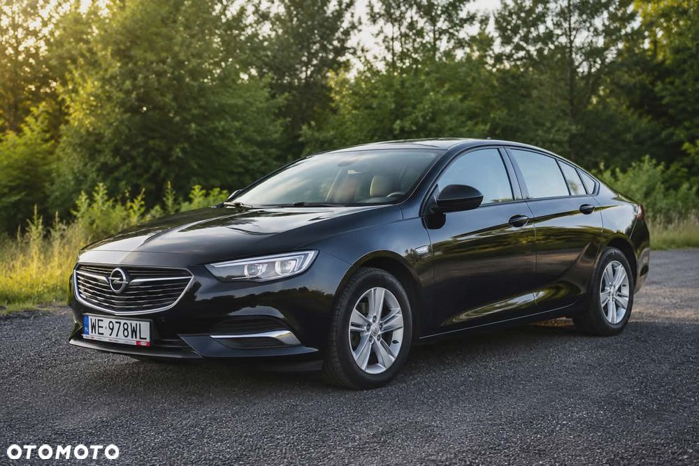 Opel Insignia - 1