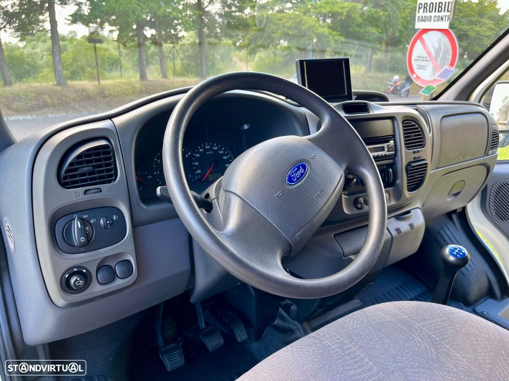 Ford Transit - 4