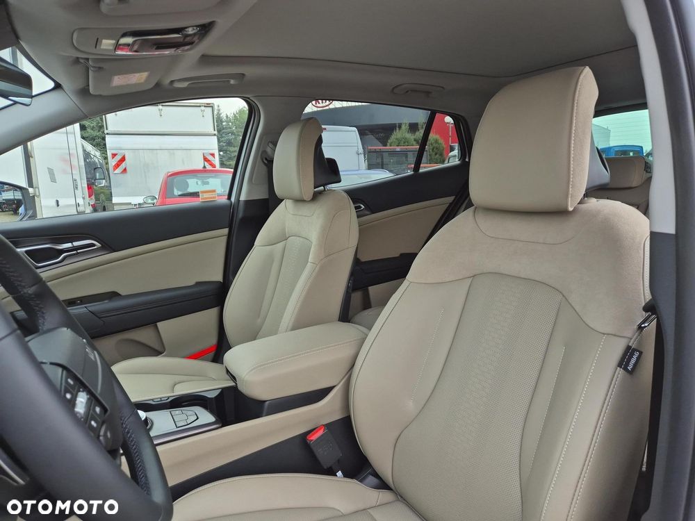 Kia Sportage 1.6 T-GDI HEV Business Line 4WD - 11