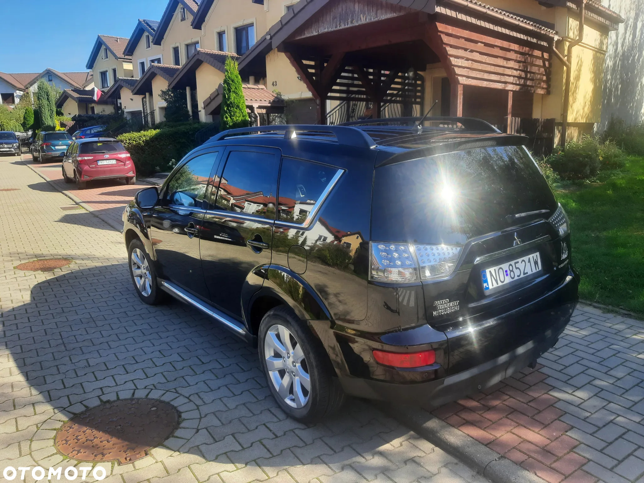 Mitsubishi Outlander - 13
