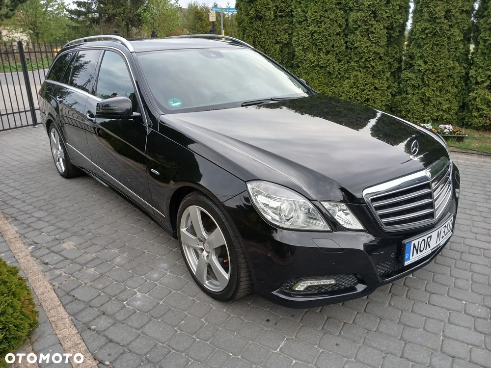 Mercedes-Benz Klasa E - 9