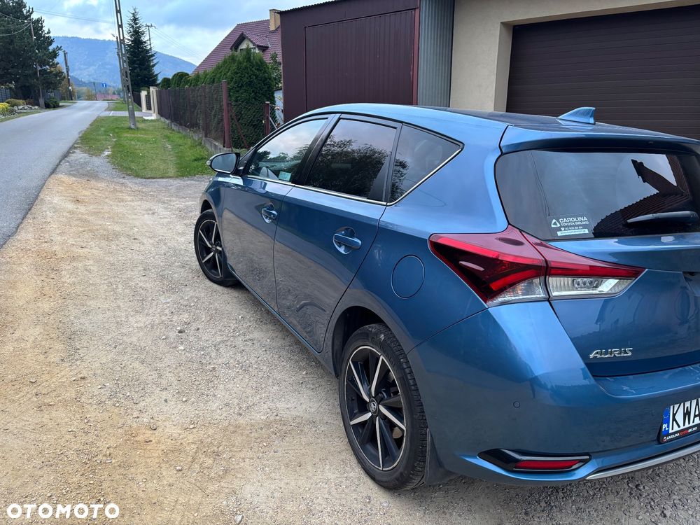 Toyota Auris 2017 photo 5