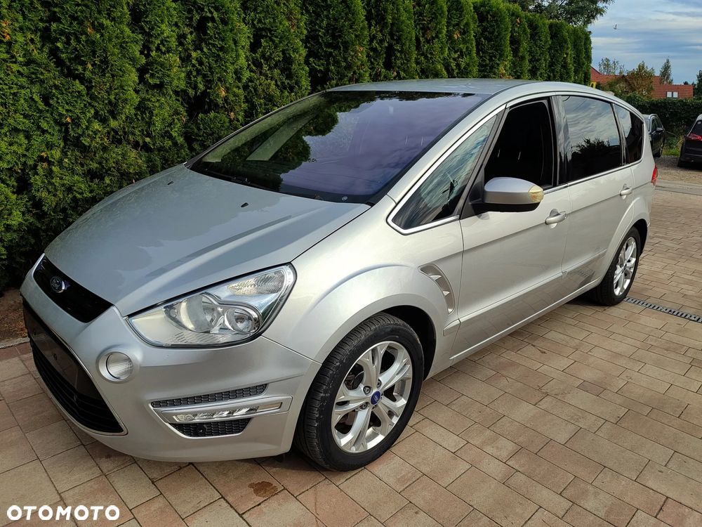 Ford S-Max - 12
