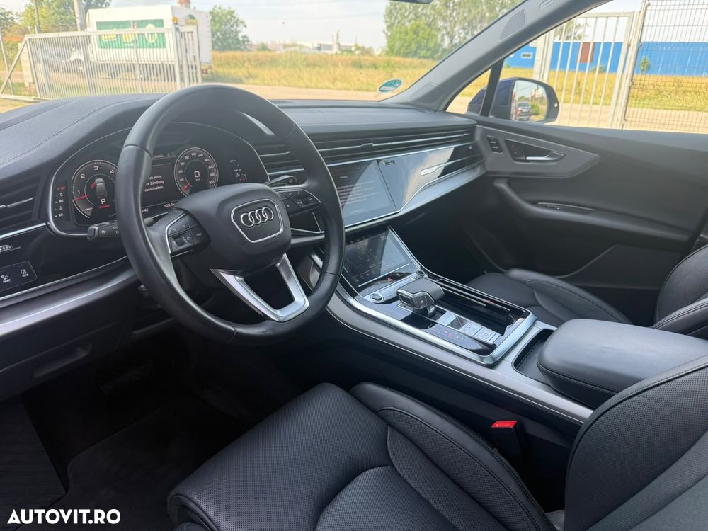 Audi Q7 - 10