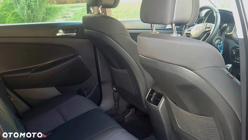 Hyundai Tucson blue 1.6 GDi 2WD Navi - 28