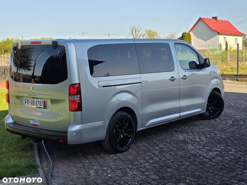 Peugeot Traveller L3 2.0 EAT8 Business VIP - 6