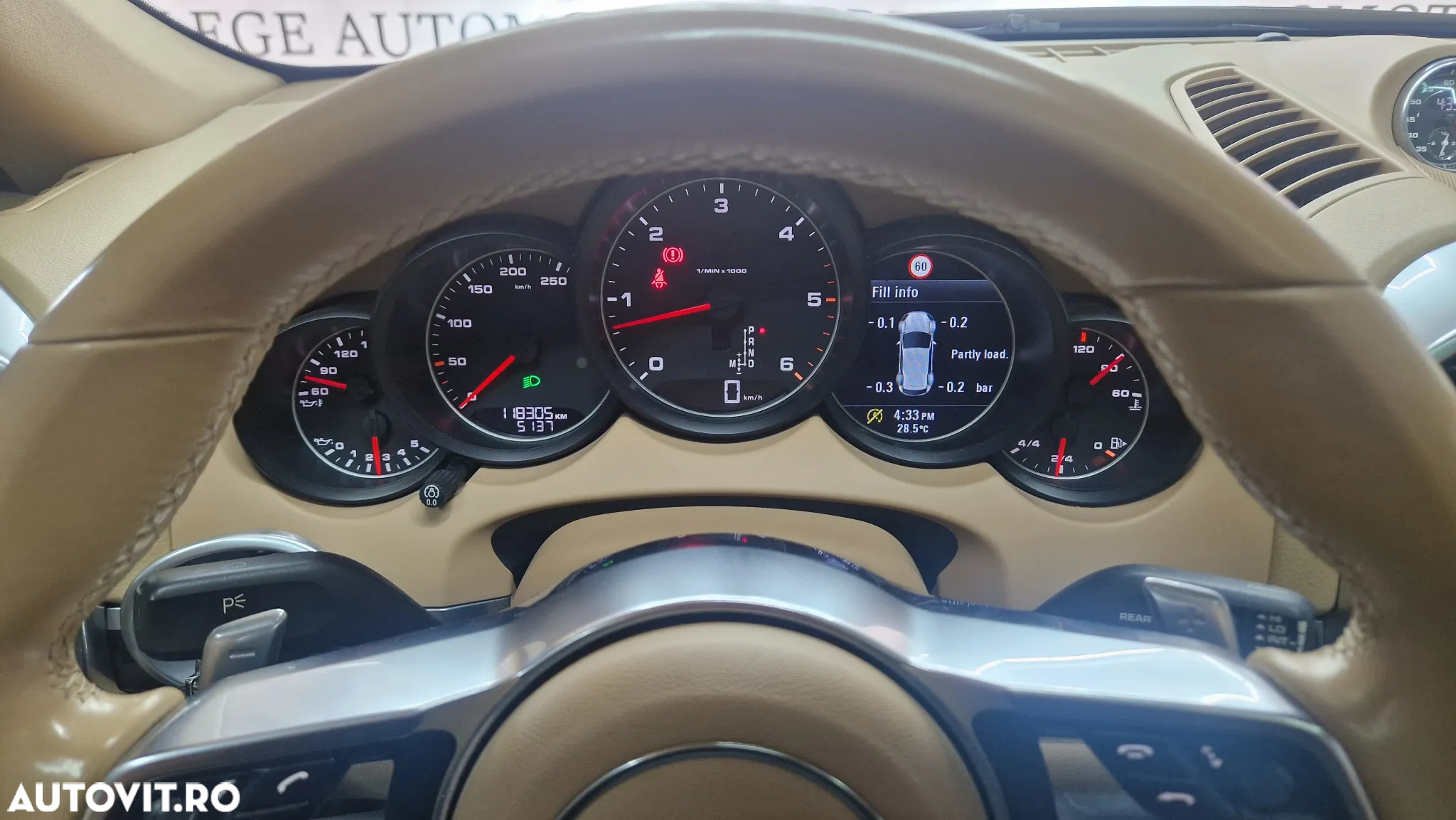 Porsche Cayenne - 15