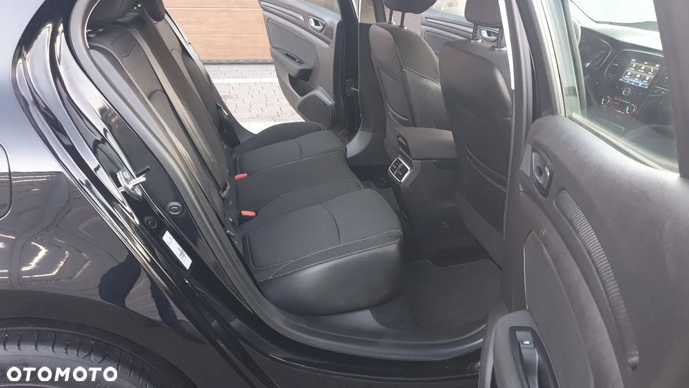 Renault Megane BLUE dCi 115 BOSE EDITION - 25