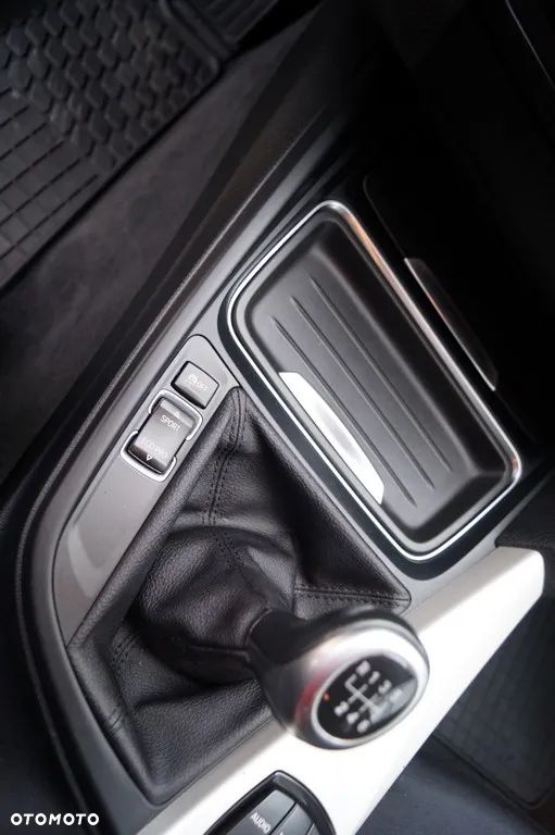 BMW Seria 3 318d DPF Edition Exclusive - 19