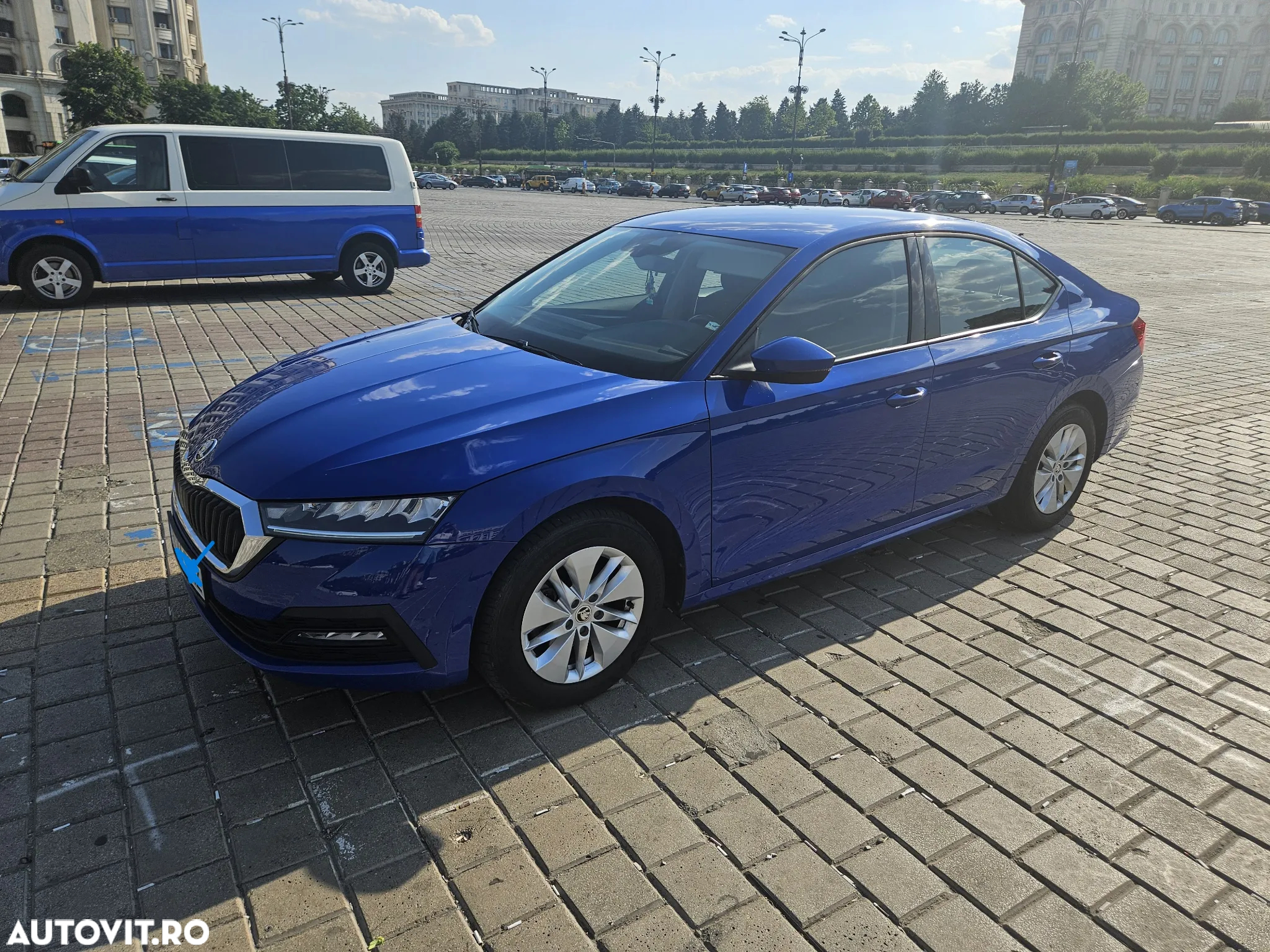 Skoda Octavia 2.0 TDI DSG Ambition - 6