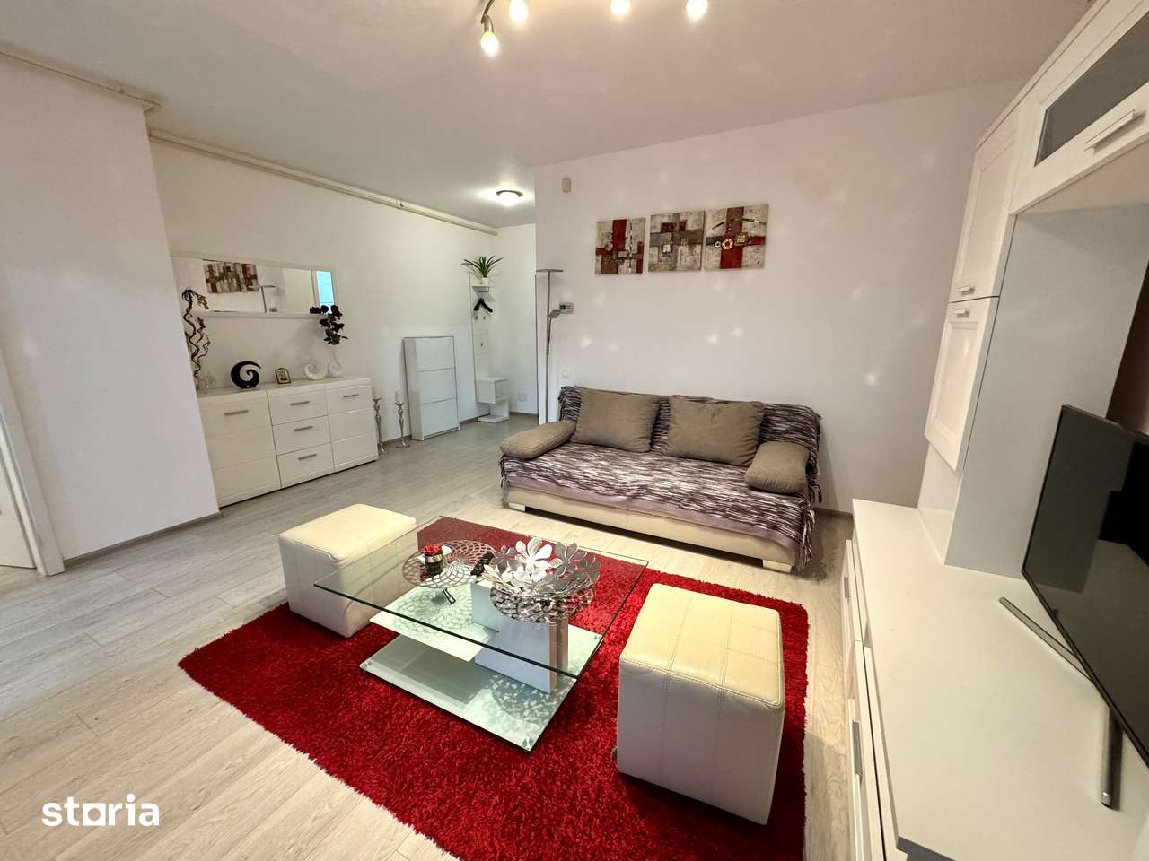 Inchiriez apartament 2 camere, ARED-Micalaca — fotografia 1