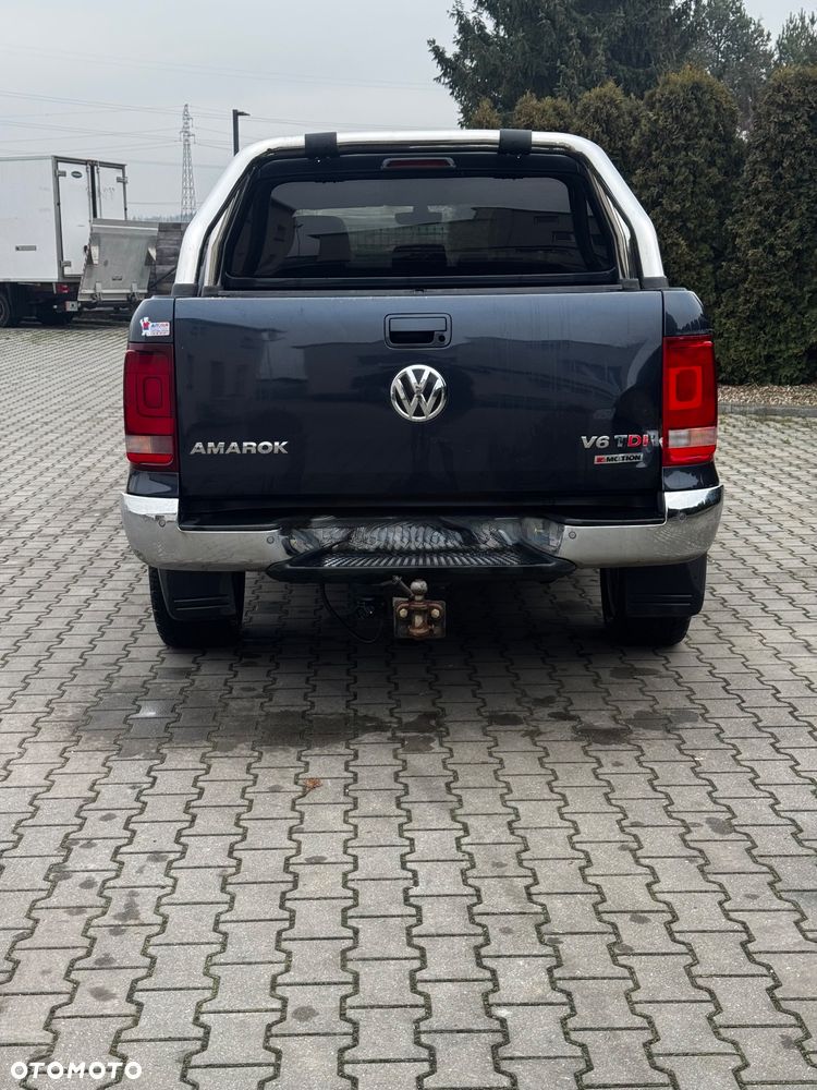 Volkswagen Amarok 3.0 V6 TDi 4MOTION Highline - 8