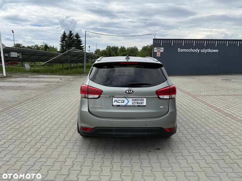 Kia Carens 1.6 GDI M - 7