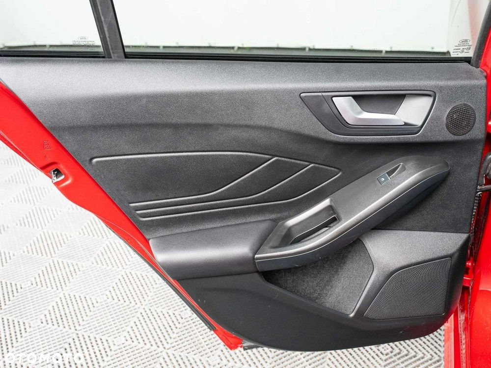 Ford Focus 2.3 EcoBoost ST X - 24
