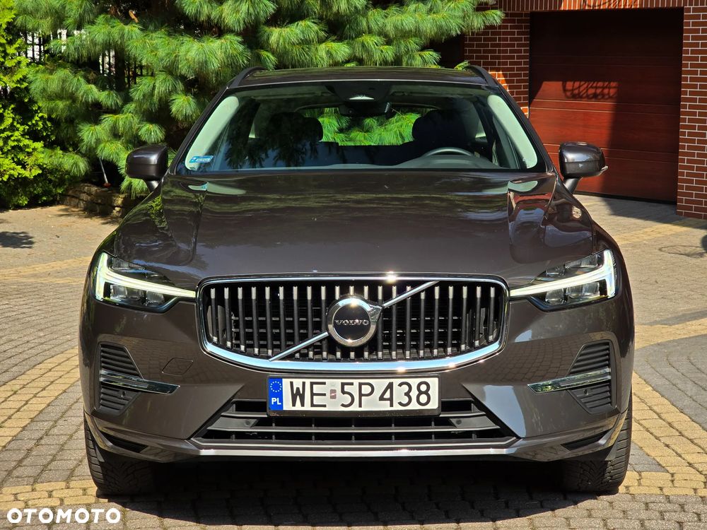 Volvo XC 60 B4 D Momentum Pro - 16