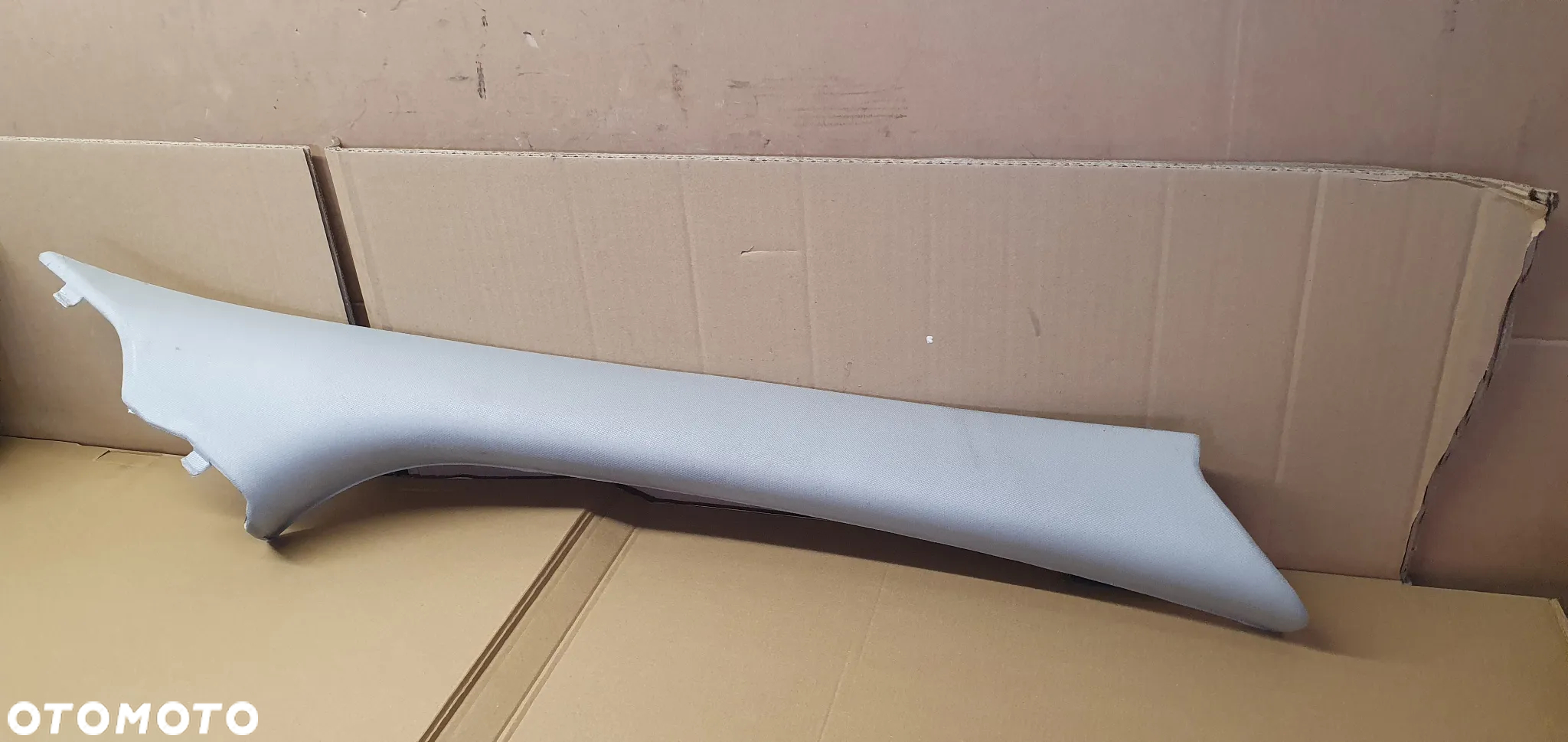 Osłona poszycie słupka prawy przód Mercedes R-Klasa W251 A2516902025 - 5