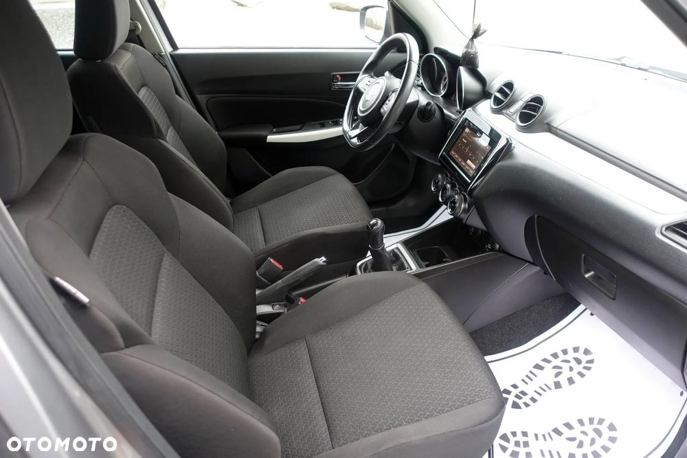 Suzuki Swift 1.2 Dualjet Hybrid Allgrip Comfort - 11