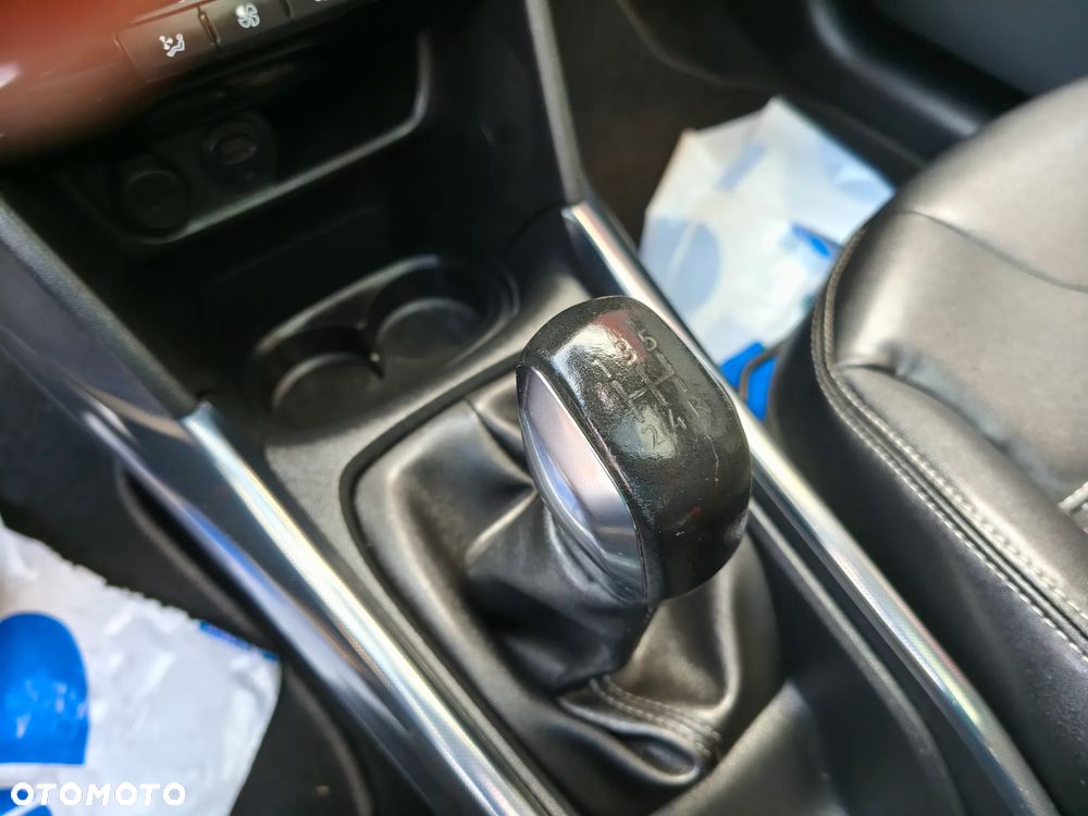 Peugeot 2008 1.2 VTi Allure - 14