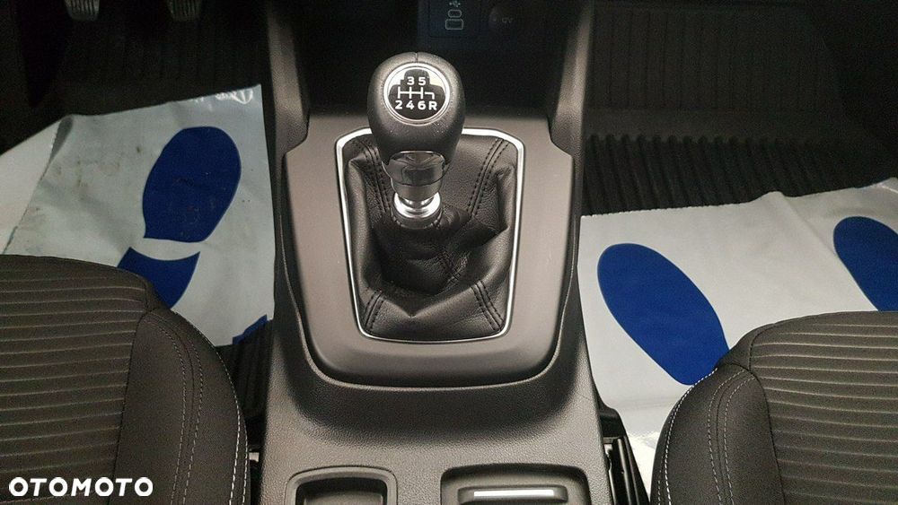 Ford Focus - 30