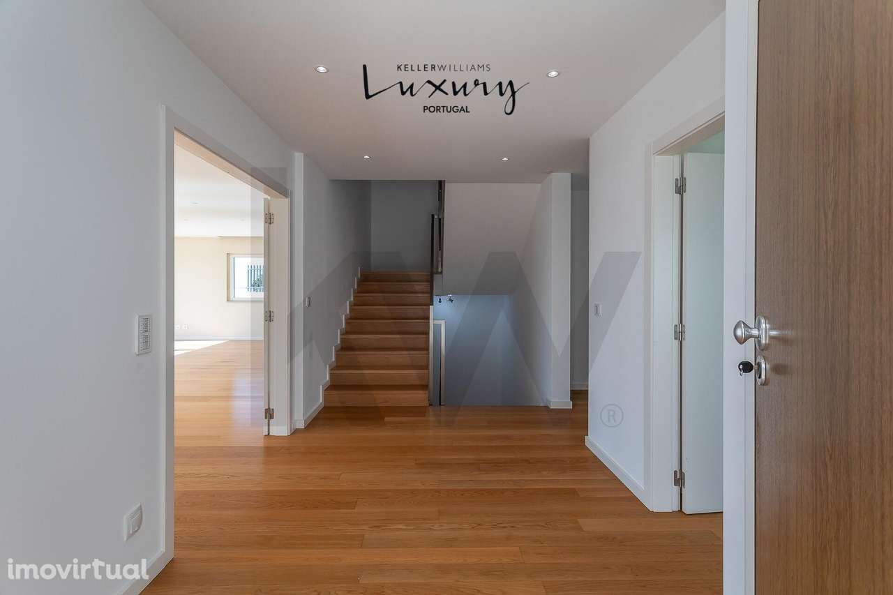 Moradia T5 de Luxo com Vista Deslumbrante de Rio e Mar — Alto de Santa - Grande imagem: 2/60