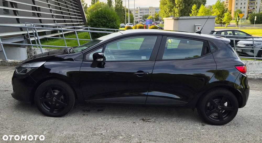 Renault Clio 1.2 16V 75 Dynamique - 13