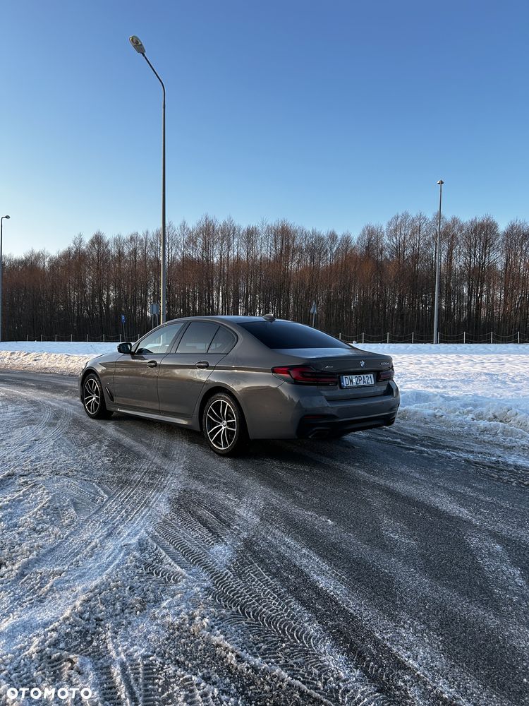 BMW Seria 5 520d xDrive M Sport sport - 5