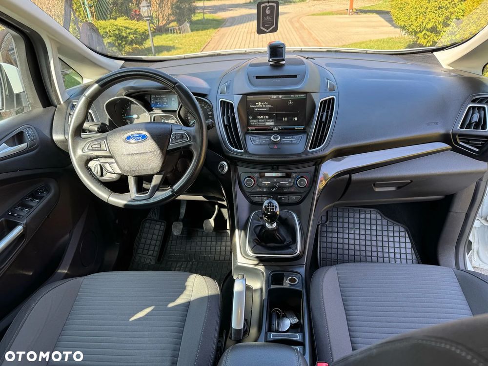 Ford Grand C-MAX - 9