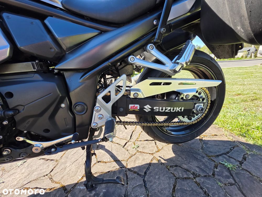 Suzuki GSX - 15