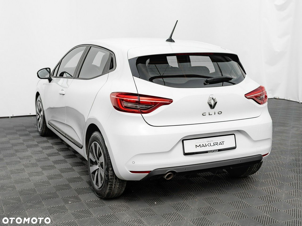 Renault Clio 1.0 TCe Equilibre - 5