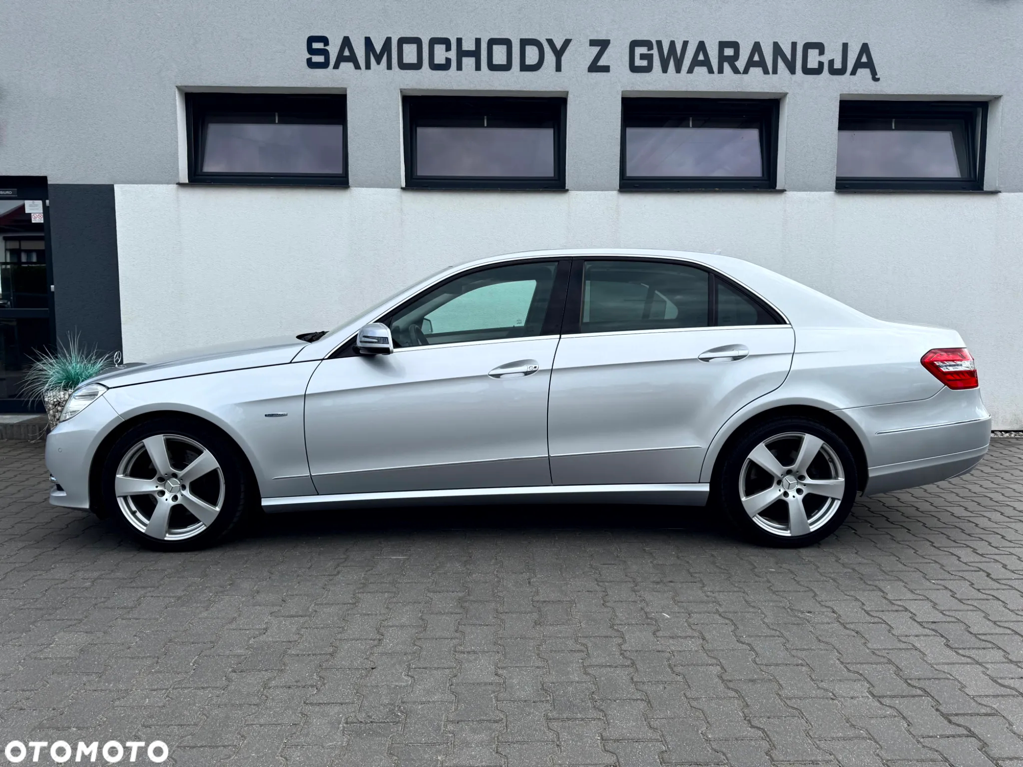 Mercedes-Benz Klasa E 220 CDI 7G-TRONIC Avantgarde - 6