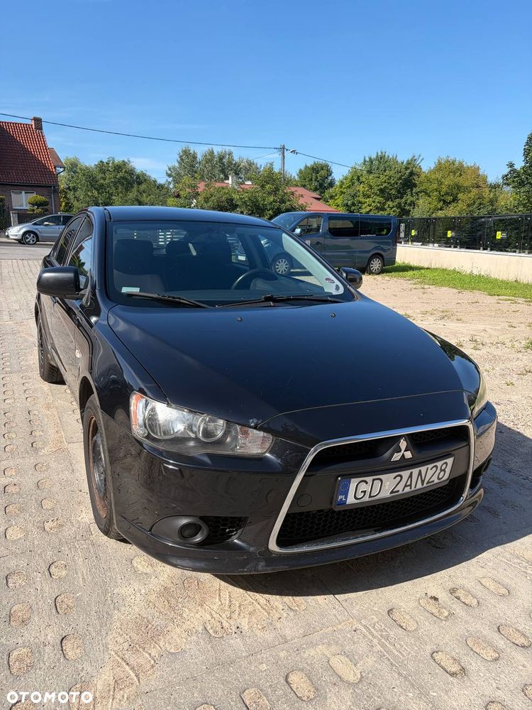 Mitsubishi Lancer - 1