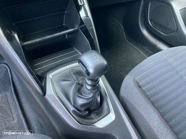 Peugeot 208 1.2 PureTech Allure - 26