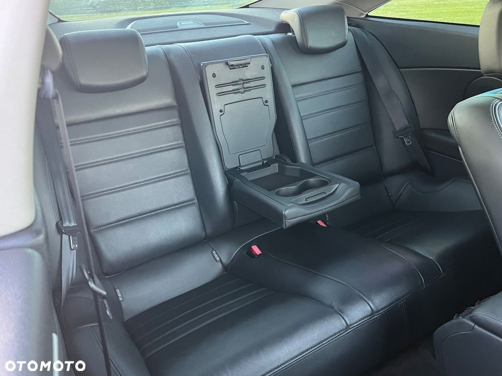 Renault Laguna dCi 180 FAP GT - 17