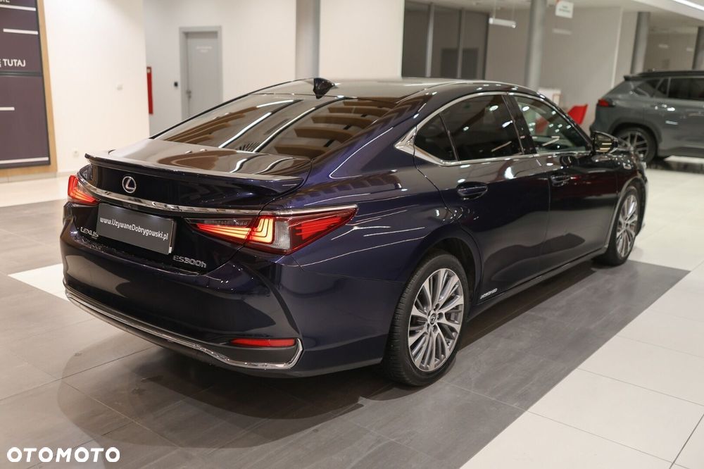 Lexus ES - 17