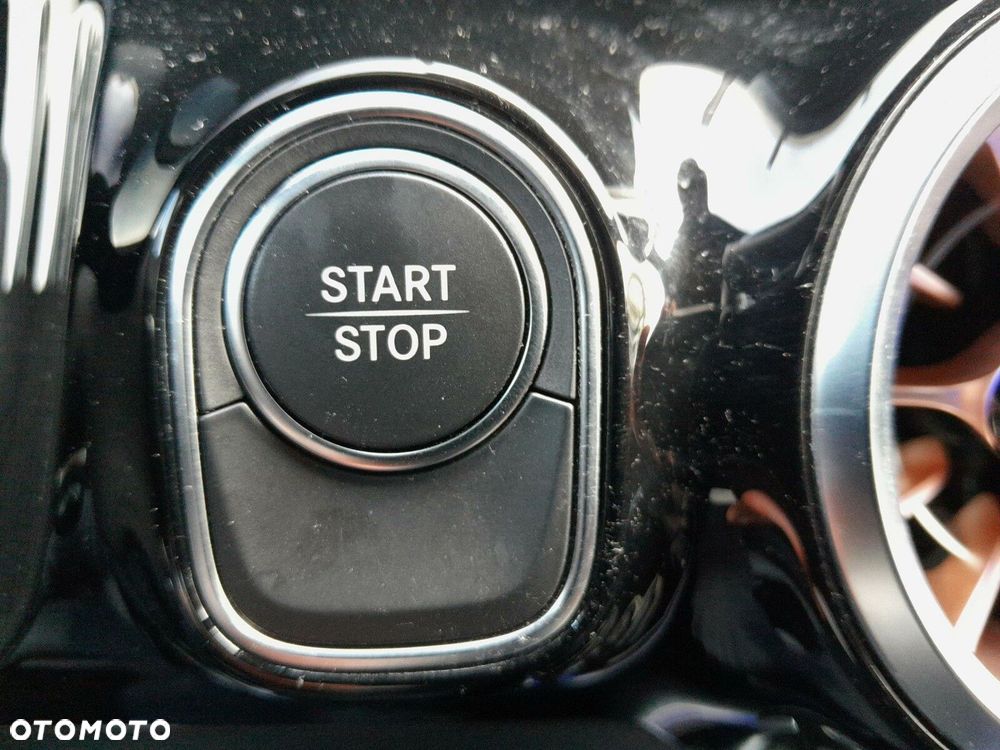 Mercedes-Benz EQA 250 66.5kWh Electric Art - 27