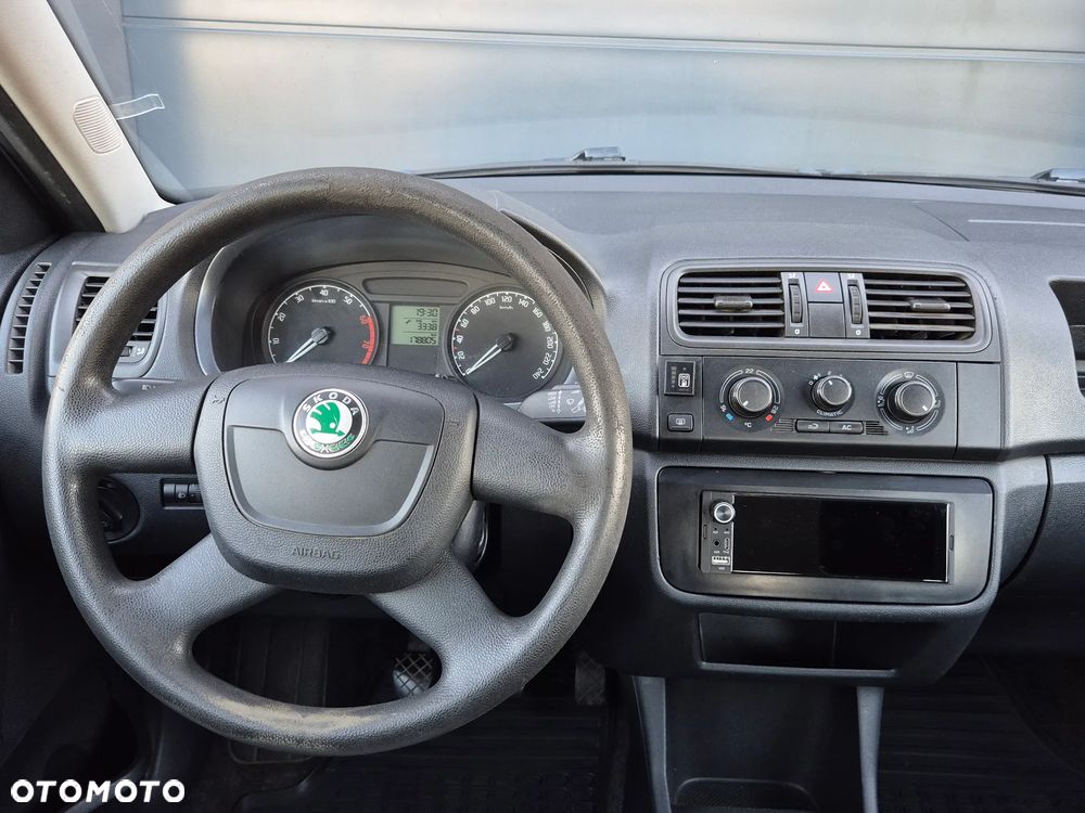 Skoda Fabia 1.4 16V Elegance Plus - 14