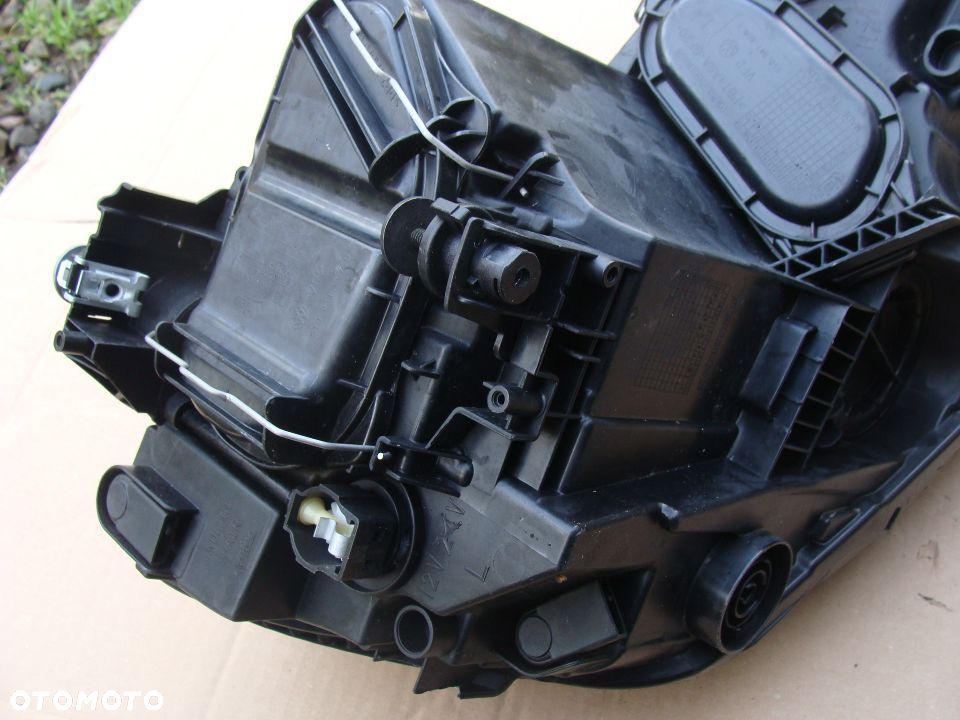 GOLF VII 7 SPORTSVAN LIFT LEWA LAMPA 517941005D - 4