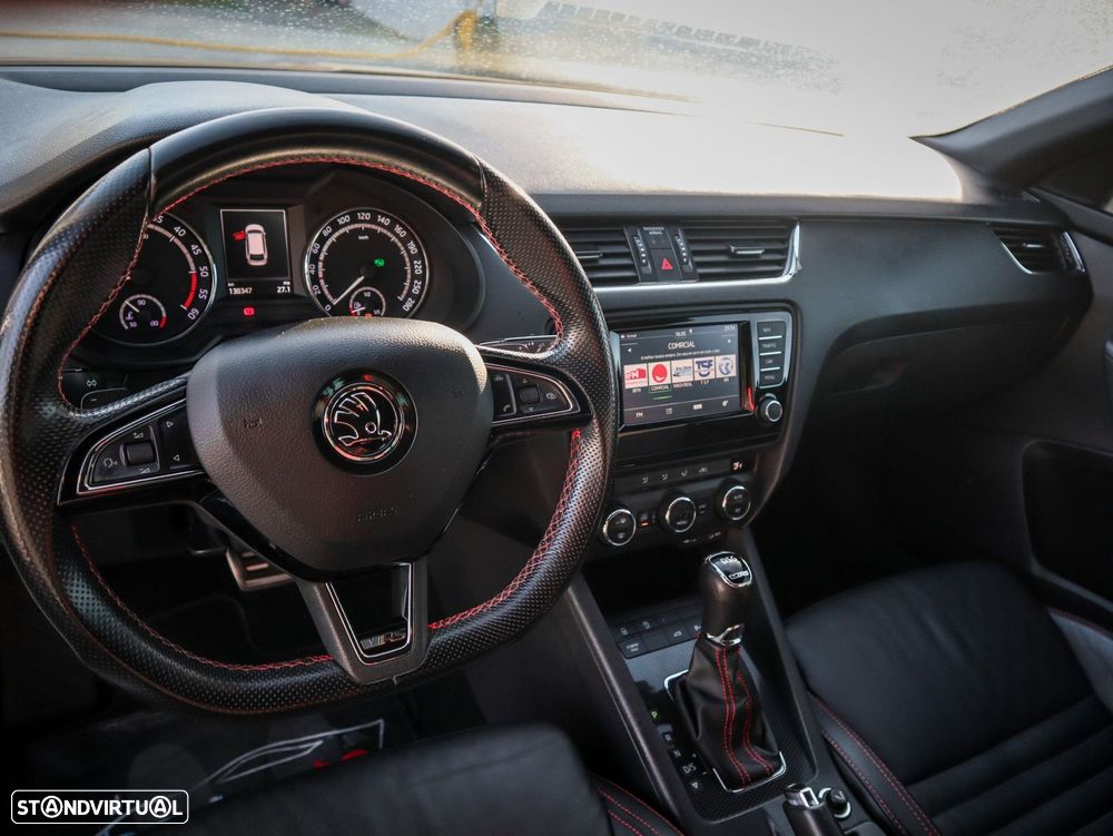 Skoda Octavia Break 2.0 TDI RS DSG - 21